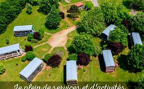 Le Village Des Monedieres